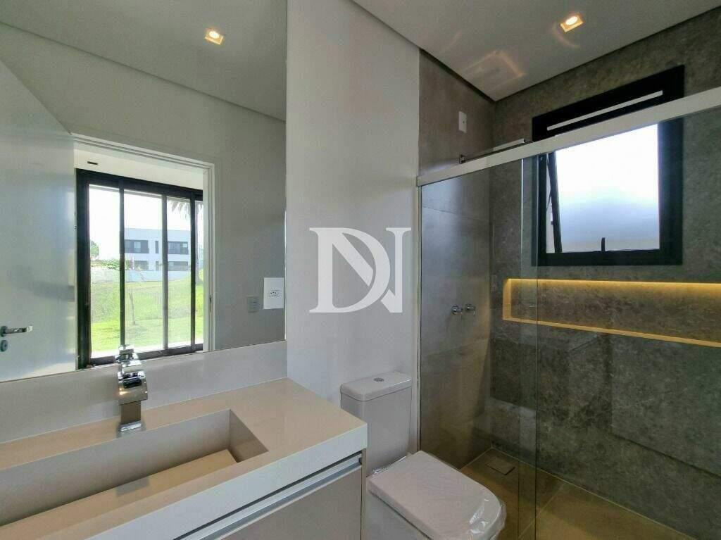Casa em condomínio à venda no Condomínio Villas do Golfe: 