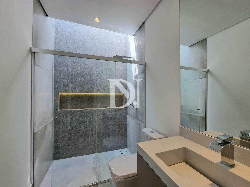 Casa em condomínio à venda no Condomínio Villas do Golfe: 