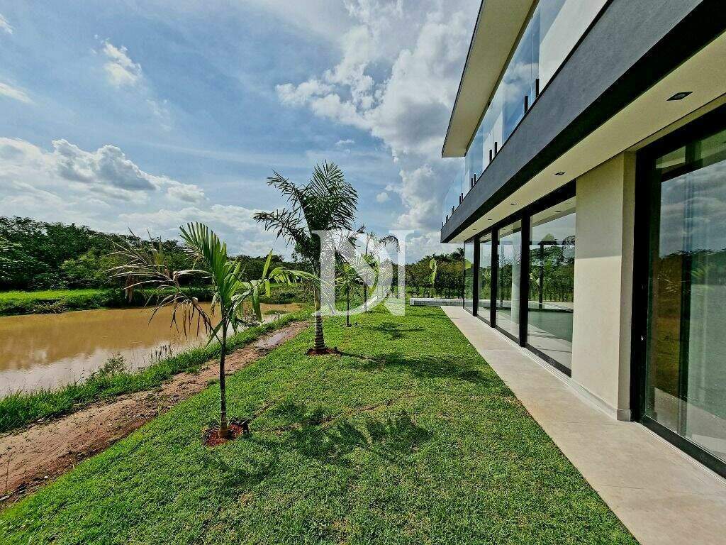 Casa em condomínio à venda no Condomínio Villas do Golfe: 