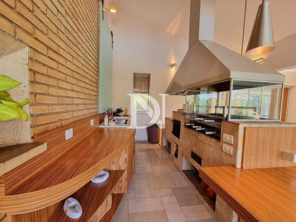 Casa em condomínio à venda no Residencial São José: 
