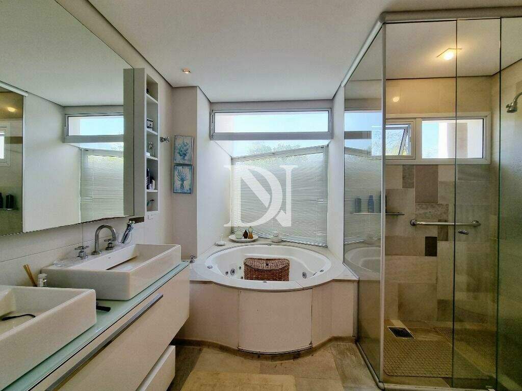 Casa em condomínio à venda no Residencial São José: 