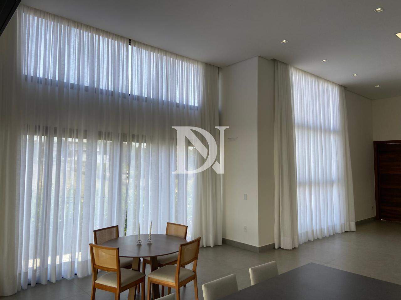 Casa em condomínio à venda no Condomínio Alphaville Castello: 