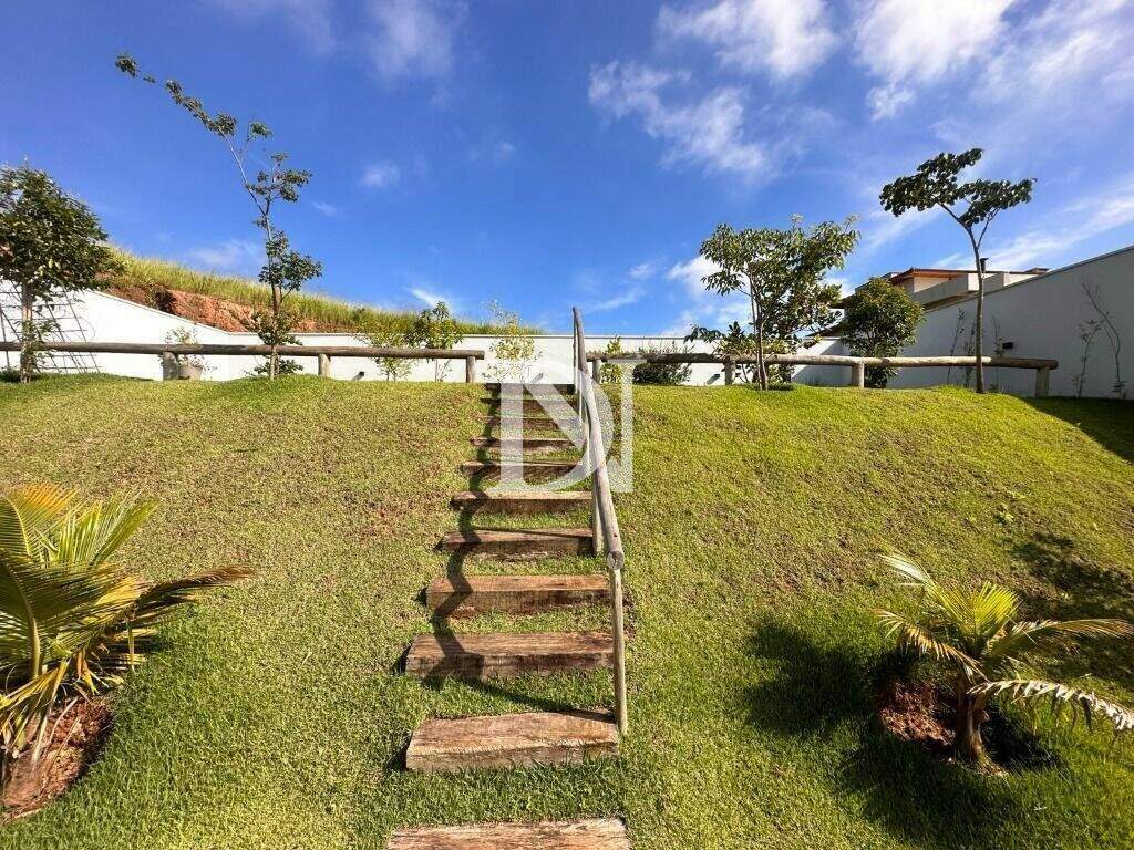 Casa em condomínio à venda no Condomínio Campos de Santo Antônio II: 
