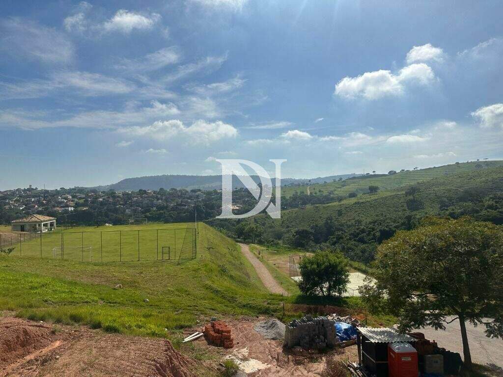 Casa em condomínio à venda no Condomínio Campos de Santo Antônio II: 