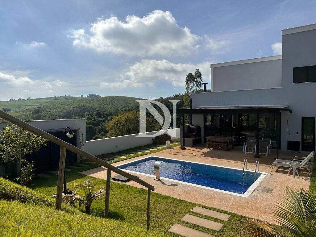 Casa em condomínio à venda no Condomínio Campos de Santo Antônio II: 