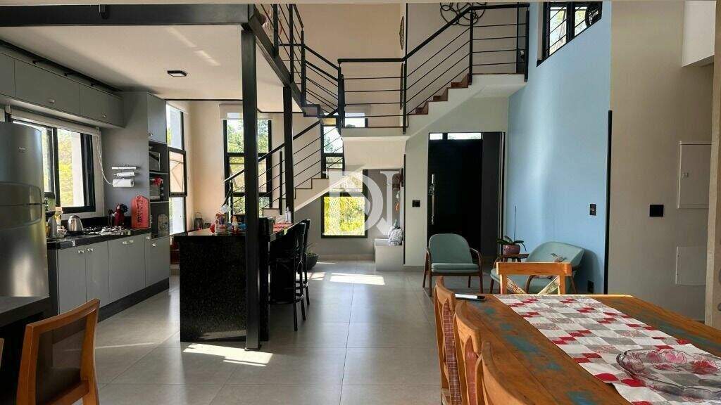 Casa em condomínio à venda no Condomínio Campos de Santo Antônio II: 