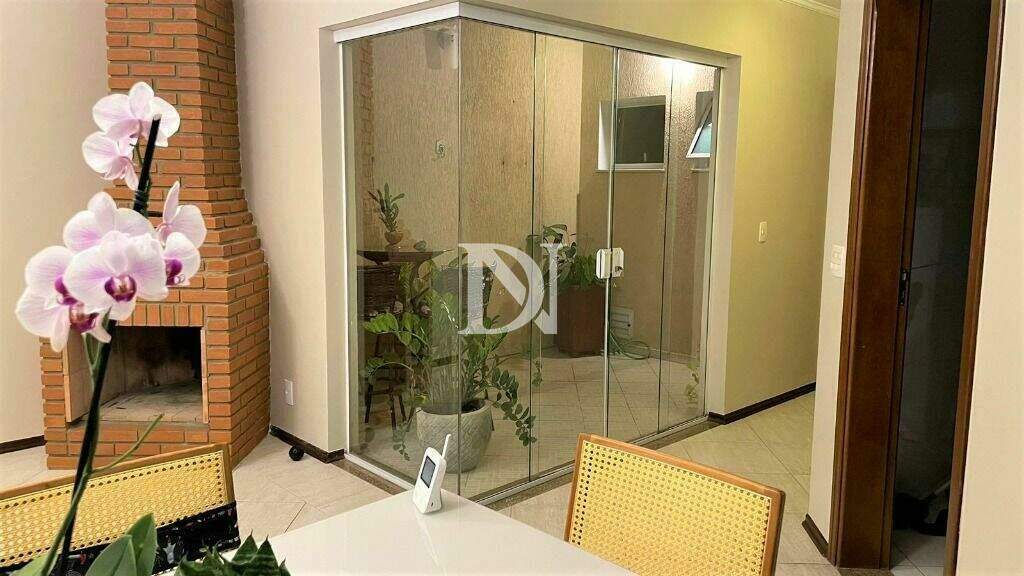 Casa em condomínio à venda no Condomínio Portal da Vila Rica: 