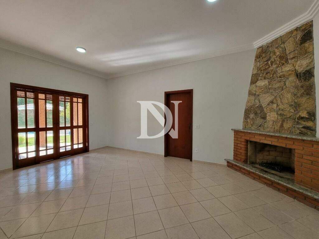 Casa em condomínio à venda no Condomínio Village Castelo: 