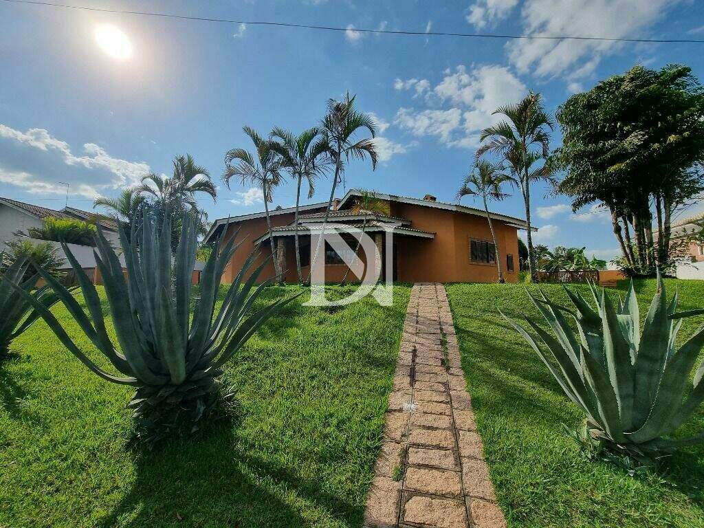 Casa em condomínio à venda no Condomínio Village Castelo: 