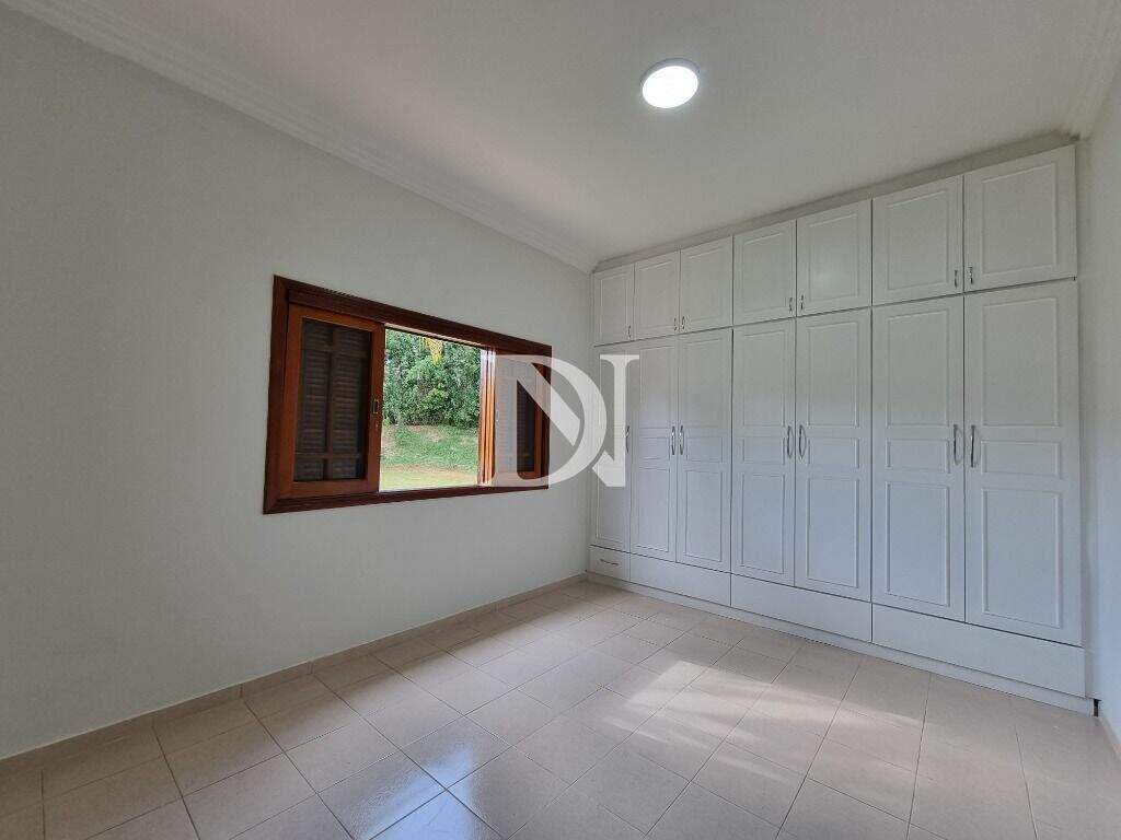 Casa em condomínio à venda no Condomínio Village Castelo: 