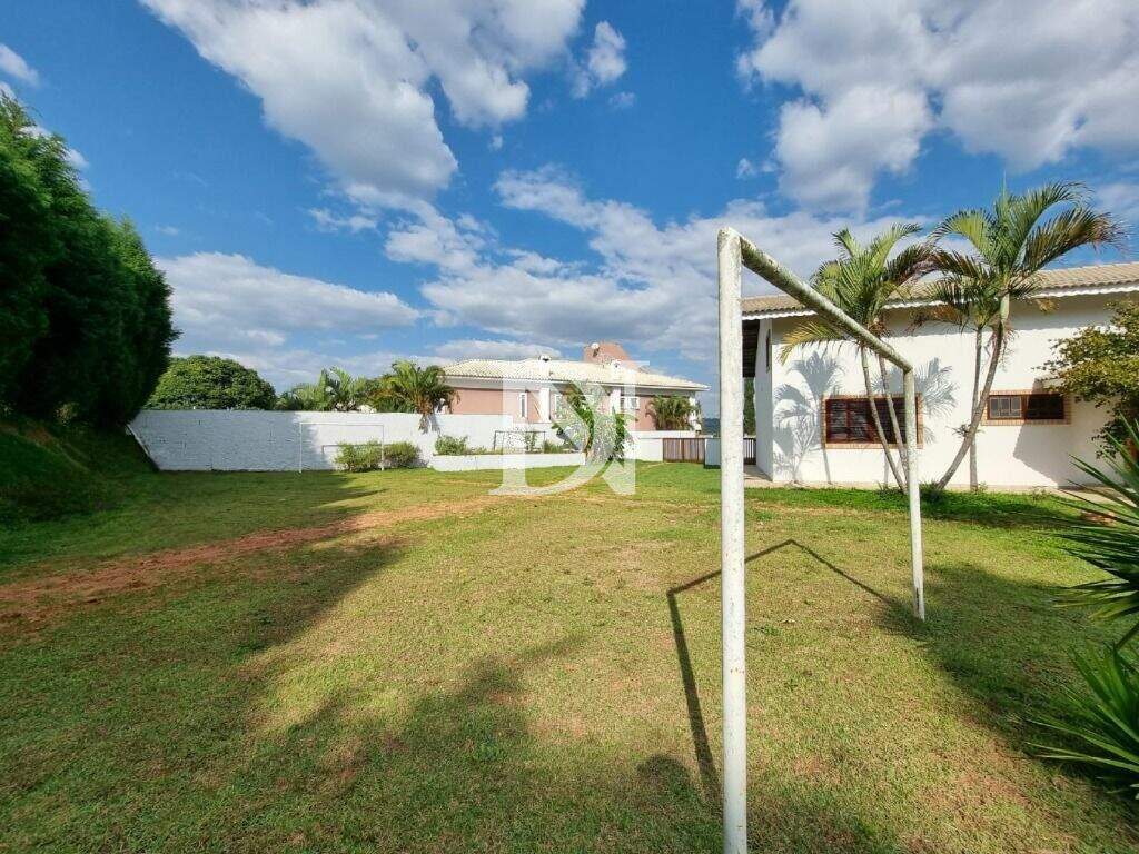 Casa em condomínio à venda no Condomínio Village Castelo: 