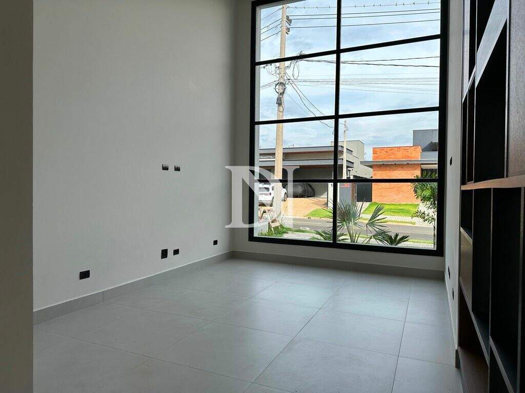 Casa em condomínio à venda no Jardim Buru: 