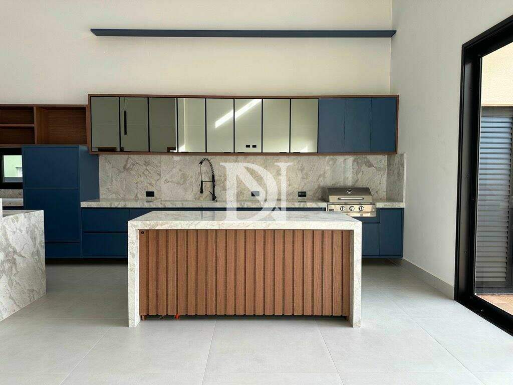 Casa em condomínio à venda no Jardim Buru: 