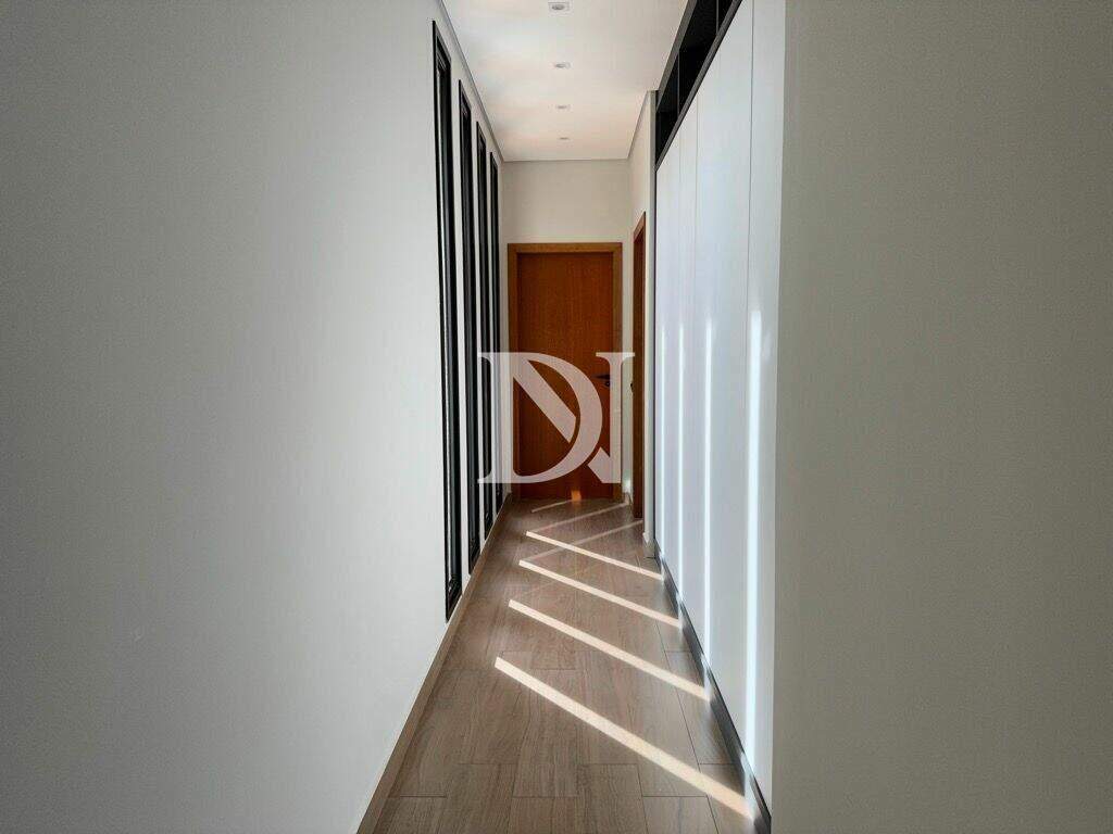Casa em condomínio à venda no Jardim Buru: 