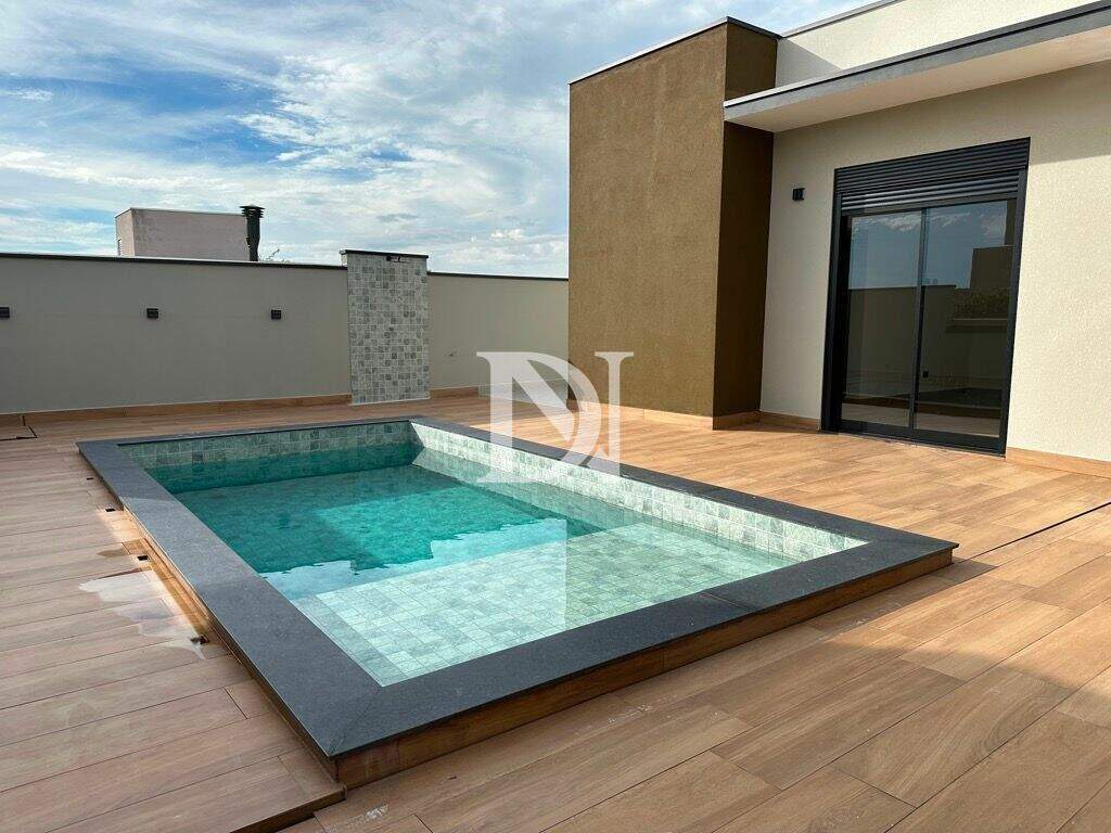 Casa em condomínio à venda no Jardim Buru: 