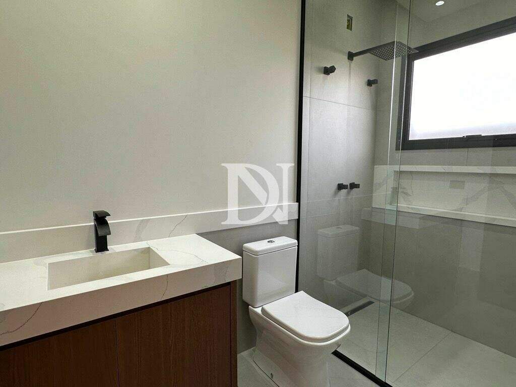 Casa em condomínio à venda no Jardim Buru: 