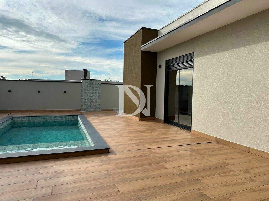 Casa em condomínio à venda no Jardim Buru: 