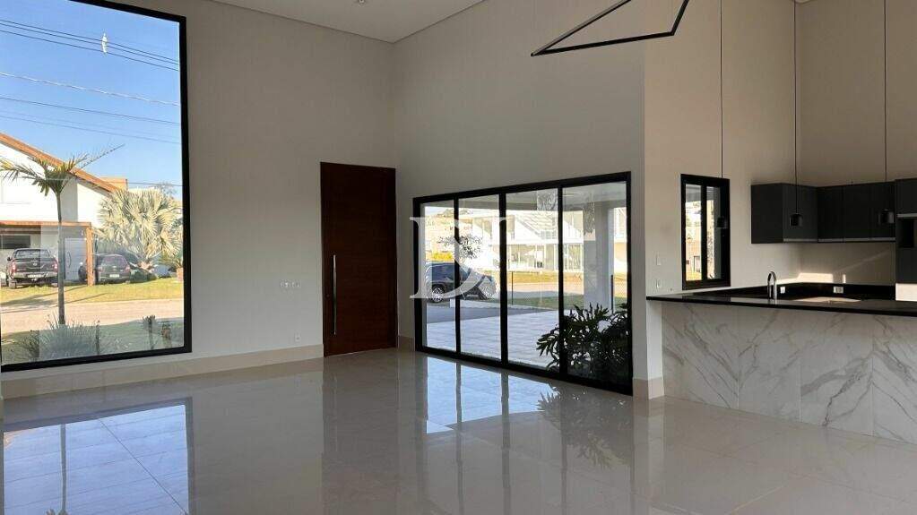 Casa em condomínio à venda no Condomínio Fazenda Kurumin: 