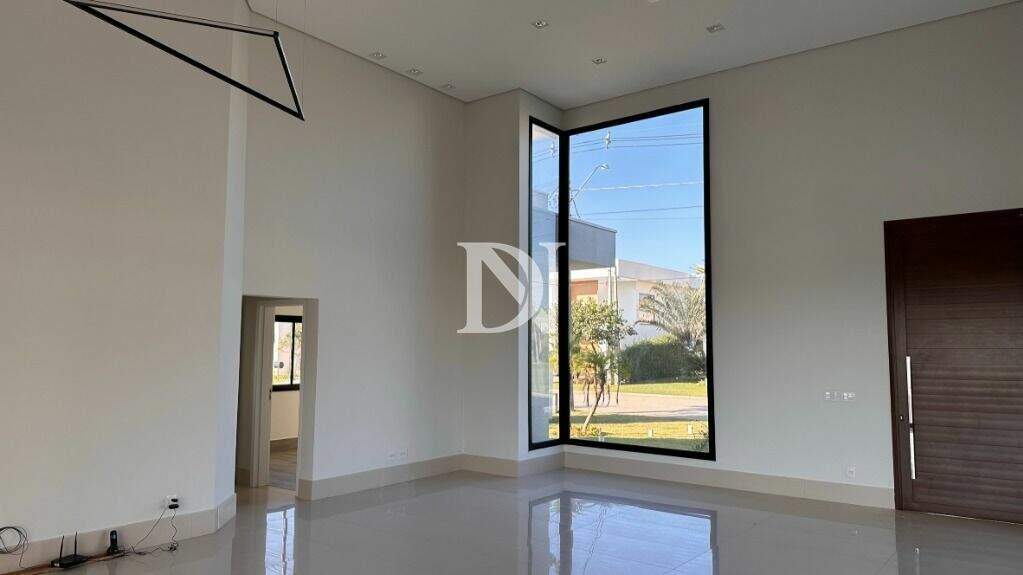 Casa em condomínio à venda no Condomínio Fazenda Kurumin: 