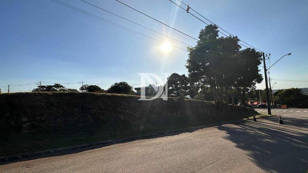 Terreno em condomínio à venda no Condomínio Fazenda Kurumin: 