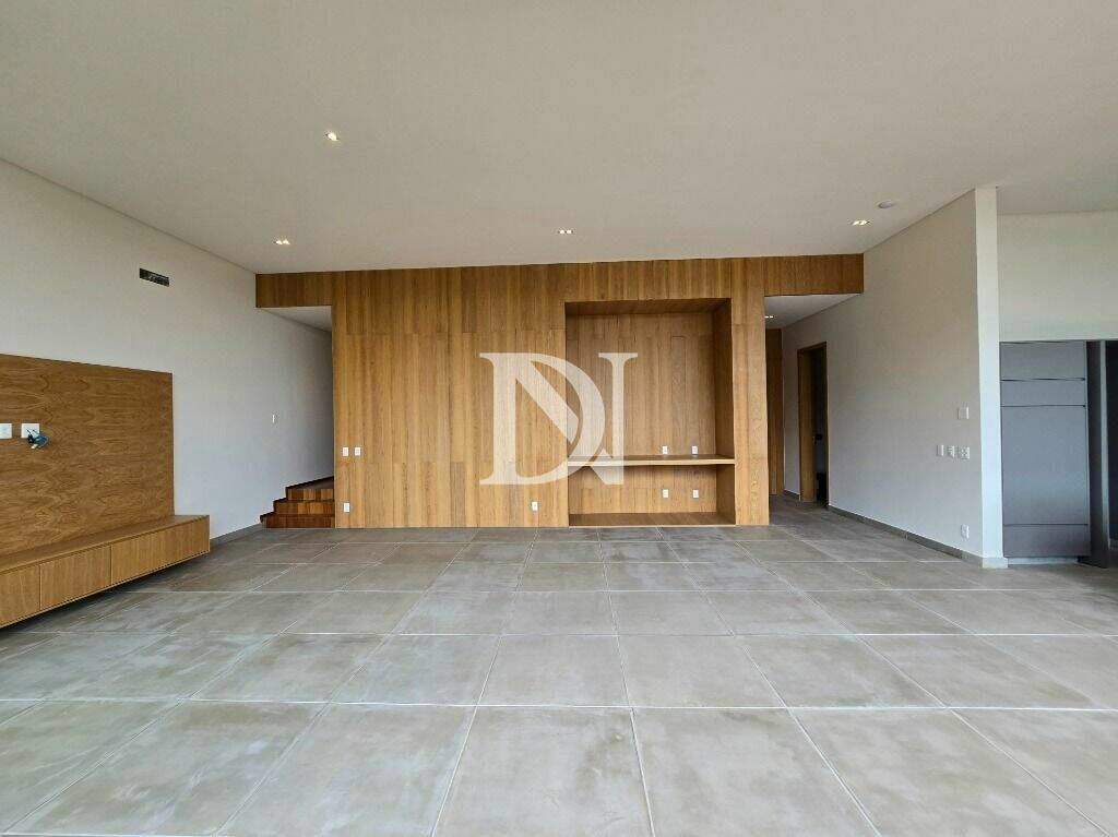 Casa em condomínio à venda no Condomínio Villas do Golfe: 