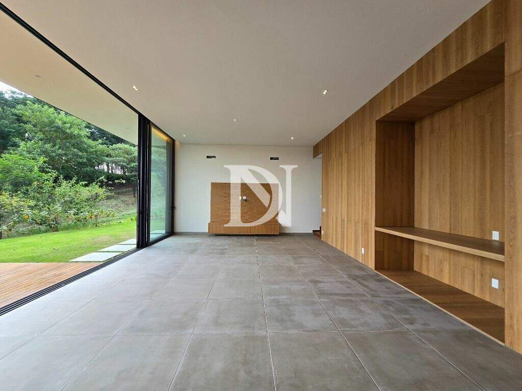Casa em condomínio à venda no Condomínio Villas do Golfe: 