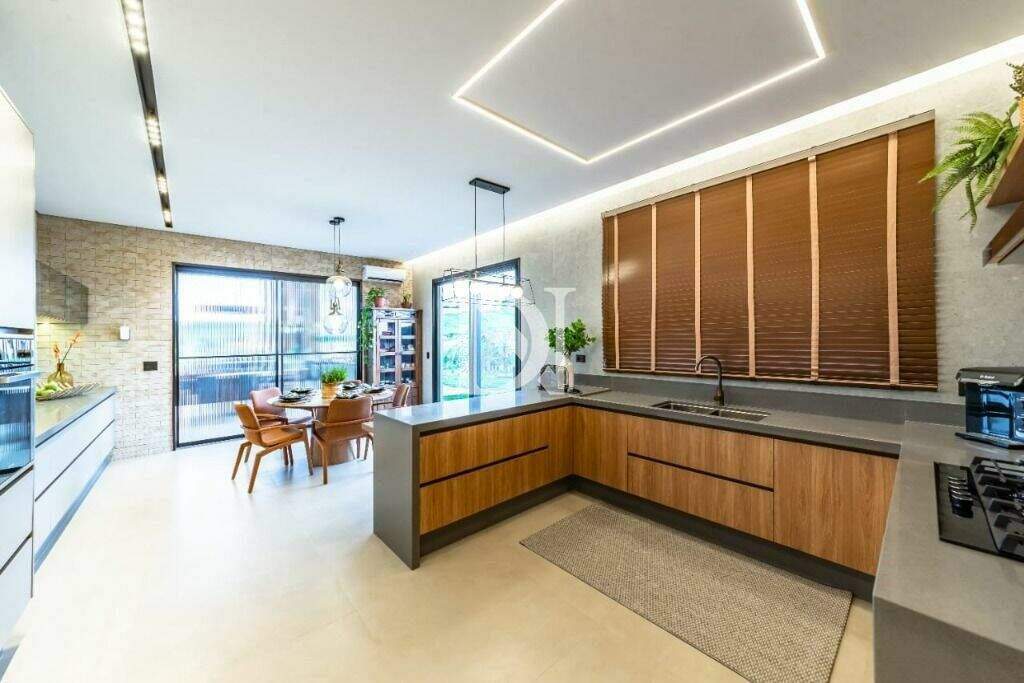 Casa em condomínio à venda no Condomínio Campos de Santo Antônio II: 