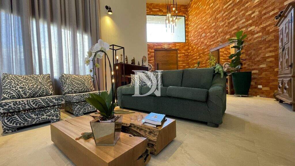 Casa em condomínio à venda no Condomínio Terras de São José II: 