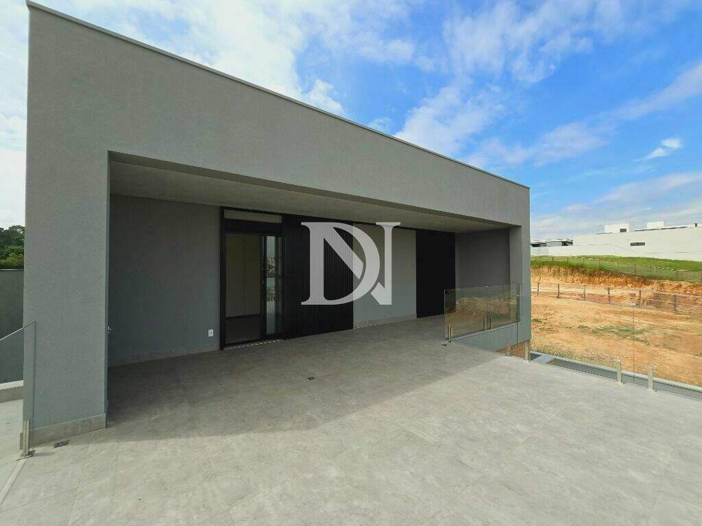 Casa em condomínio à venda no Condomínio Villas do Golfe: 