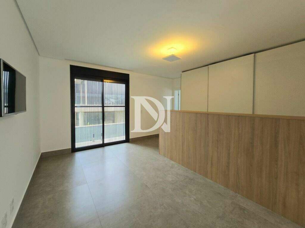 Casa em condomínio à venda no Condomínio Villas do Golfe: 
