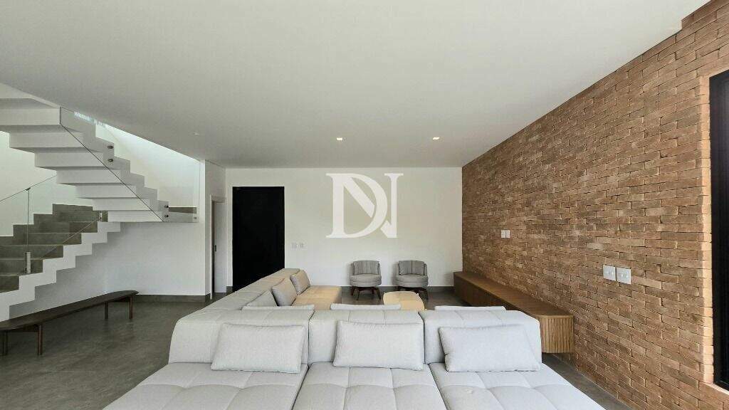 Casa em condomínio à venda no Condomínio Villas do Golfe: 