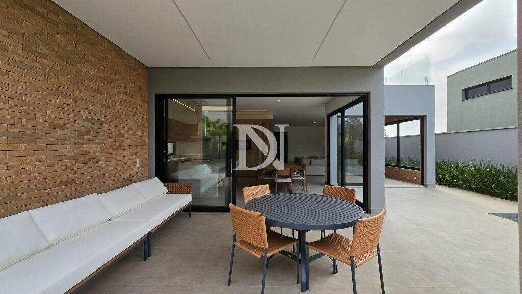Casa em condomínio à venda no Condomínio Villas do Golfe: 
