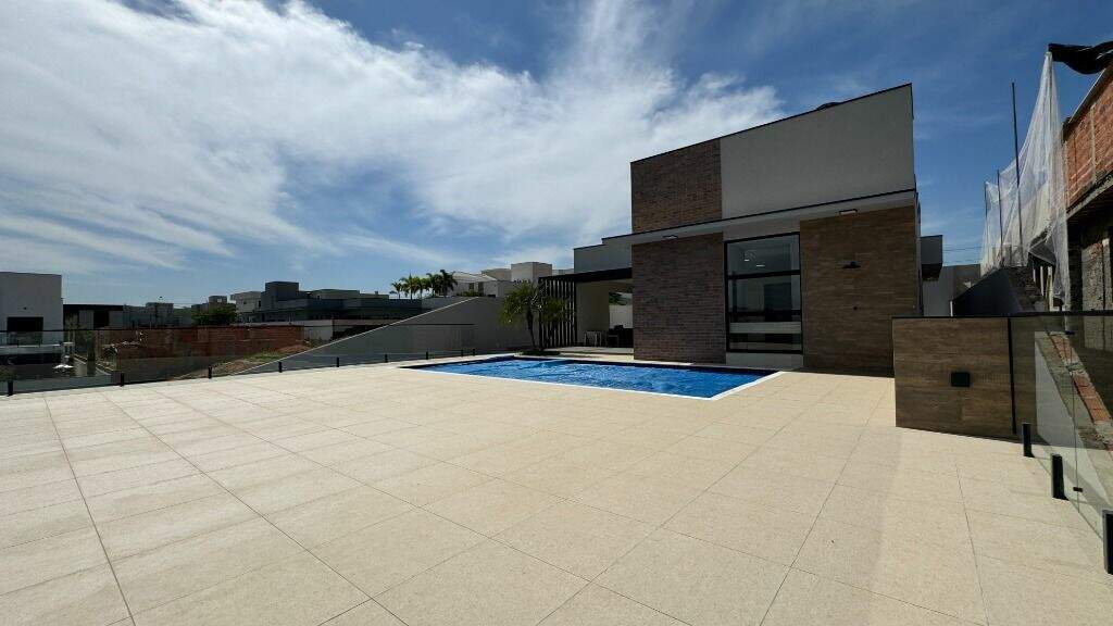 Casa em condomínio à venda no Condominio Portal dos Bandeirantes: 