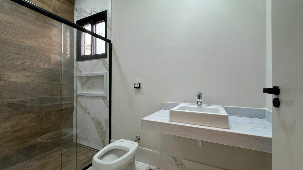 Casa em condomínio à venda no Condominio Portal dos Bandeirantes: 