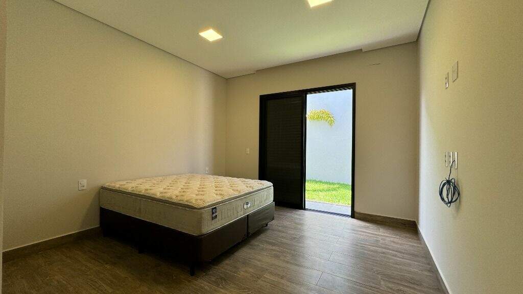 Casa em condomínio à venda no Condominio Portal dos Bandeirantes: 