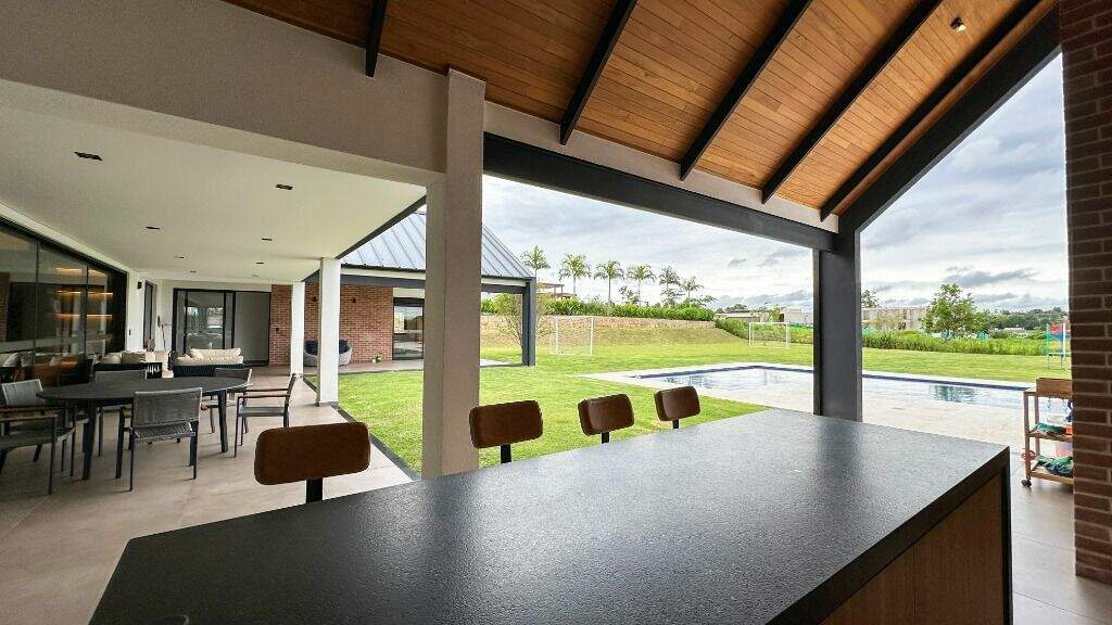 Casa em condomínio à venda no Condomínio Terras de São José II: 