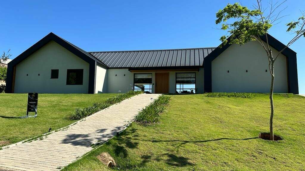Casa em condomínio à venda no Condomínio Terras de São José II: 