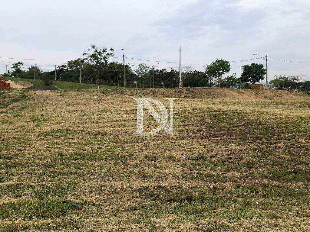 Terreno em condomínio à venda no Mirante dos Ipês: 