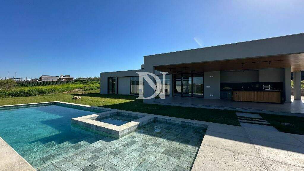 Casa em condomínio à venda no Condomínio Terras de São José II: 