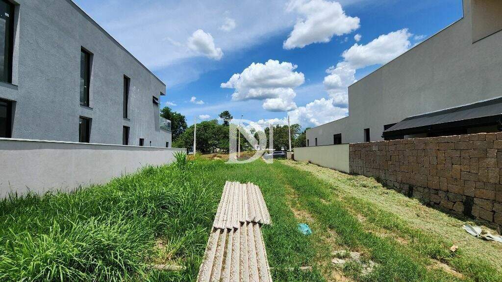 Terreno em condomínio à venda no Chácaras Primavera: 