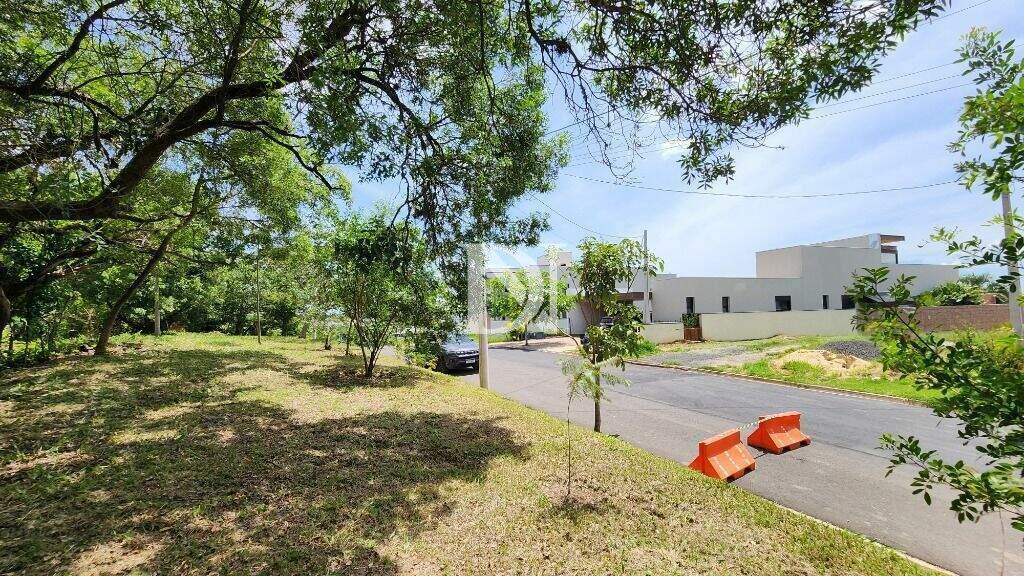 Terreno em condomínio à venda no Chácaras Primavera: 