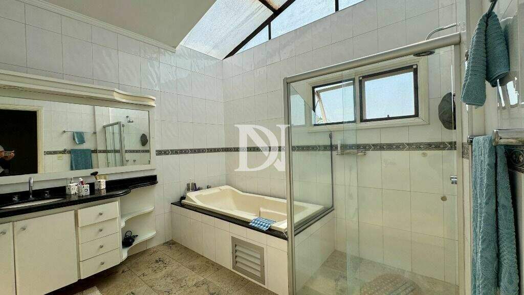 Casa em condomínio à venda no Condomínio Campos de Santo Antônio: 