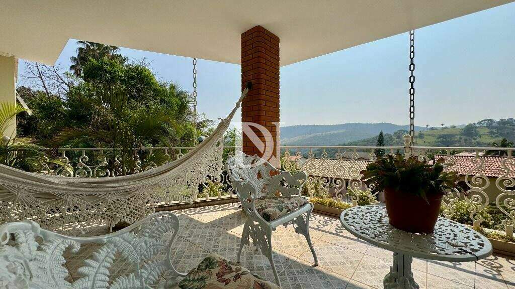 Casa em condomínio à venda no Condomínio Campos de Santo Antônio: 