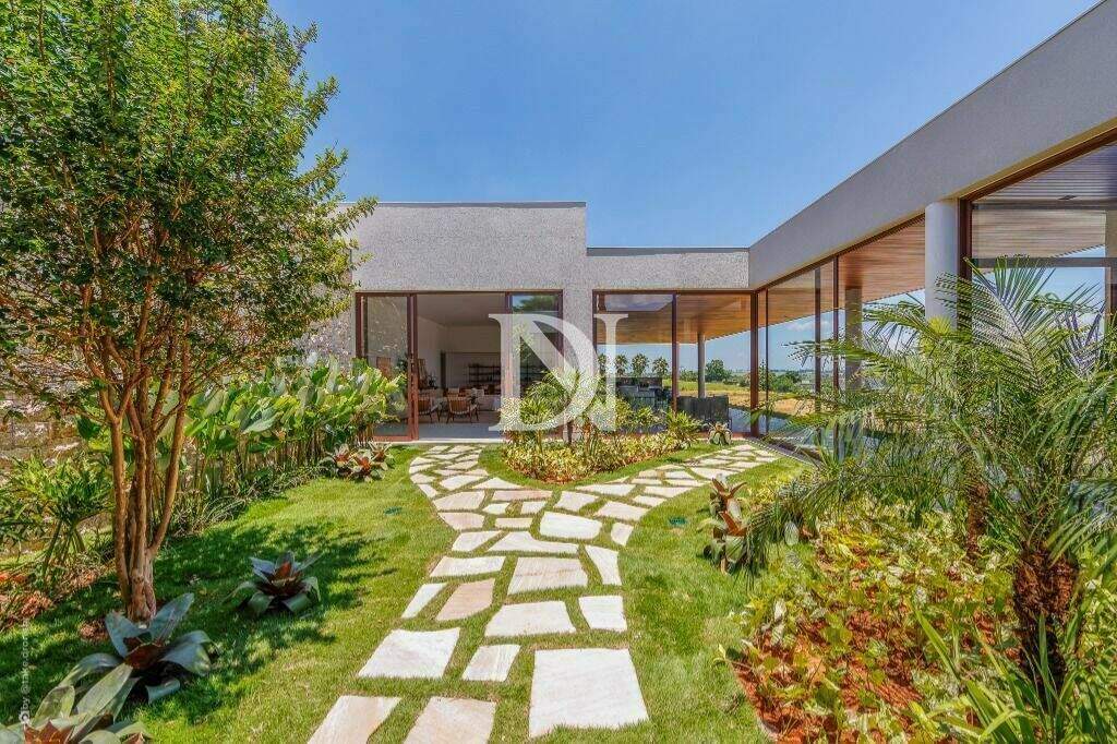 Casa em condomínio à venda no Fazenda da Grama: 
