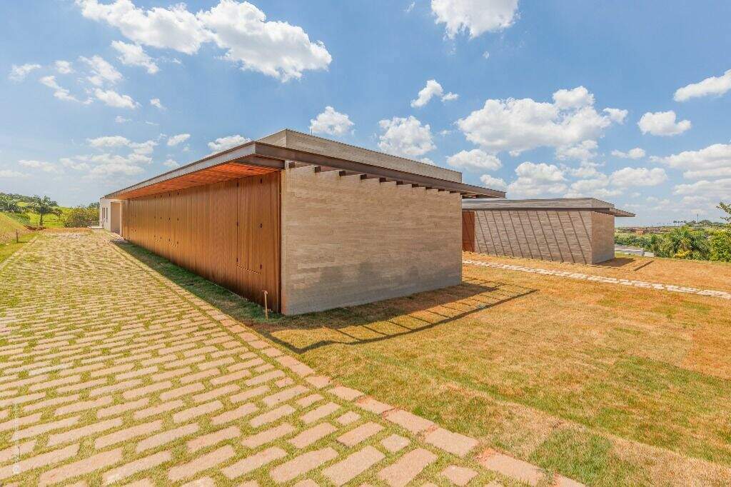 Casa em condomínio à venda no Fazenda da Grama: 