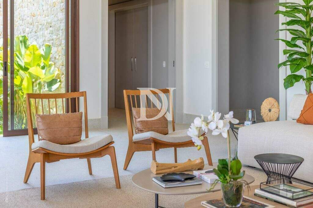 Casa em condomínio à venda no Fazenda da Grama: 