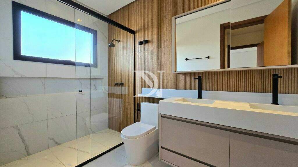 Casa em condomínio à venda no Condomínio Villas do Golfe: 