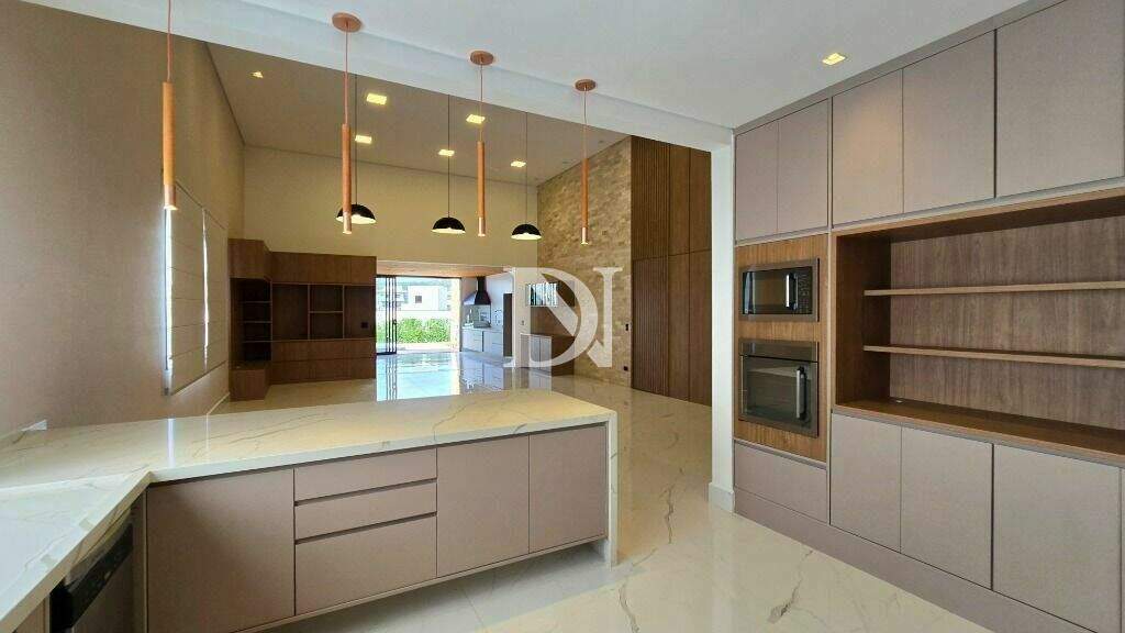 Casa em condomínio à venda no Condomínio Villas do Golfe: 