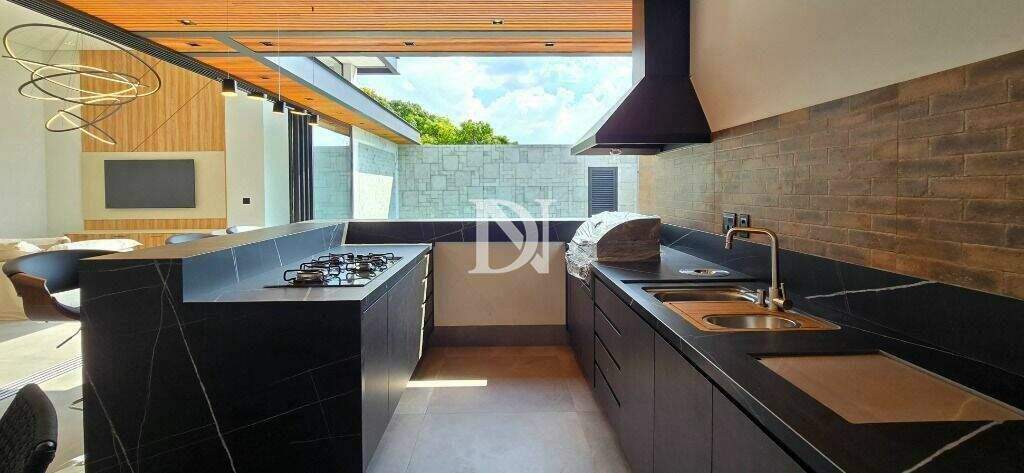 Casa em condomínio à venda no Condomínio Villas do Golfe: 