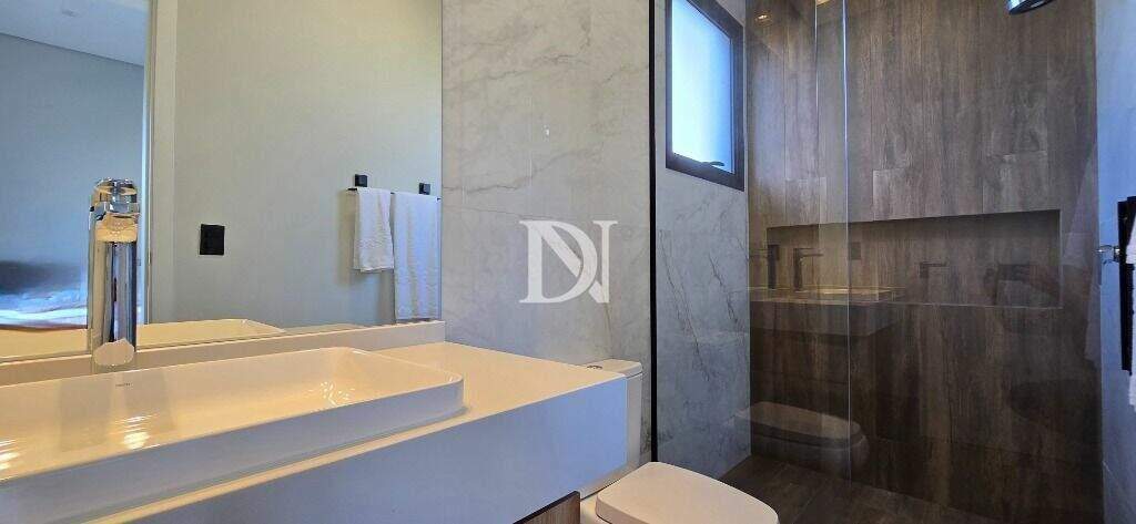 Casa em condomínio à venda no Condomínio Villas do Golfe: 